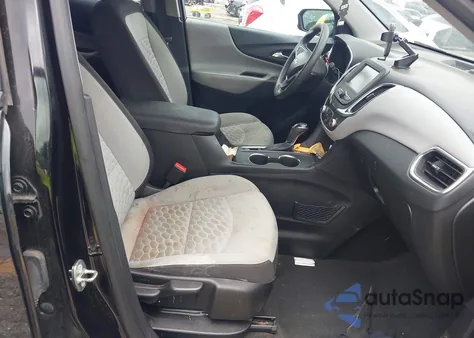 2018 Chevrolet Equinox Ls z USA, uszkodzony, nr VIN 2GNAXHEV1J6227913